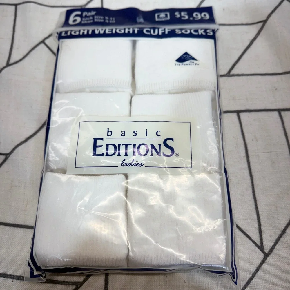 Basic Editions Lightweight VTG Cuff Socks 9-11 White 6 Pr Pack Cotton Blend Crew